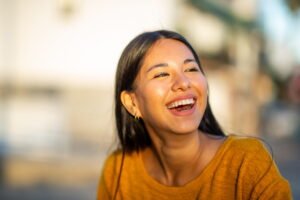 Why I Stopped Covering My Mouth When I Laughed